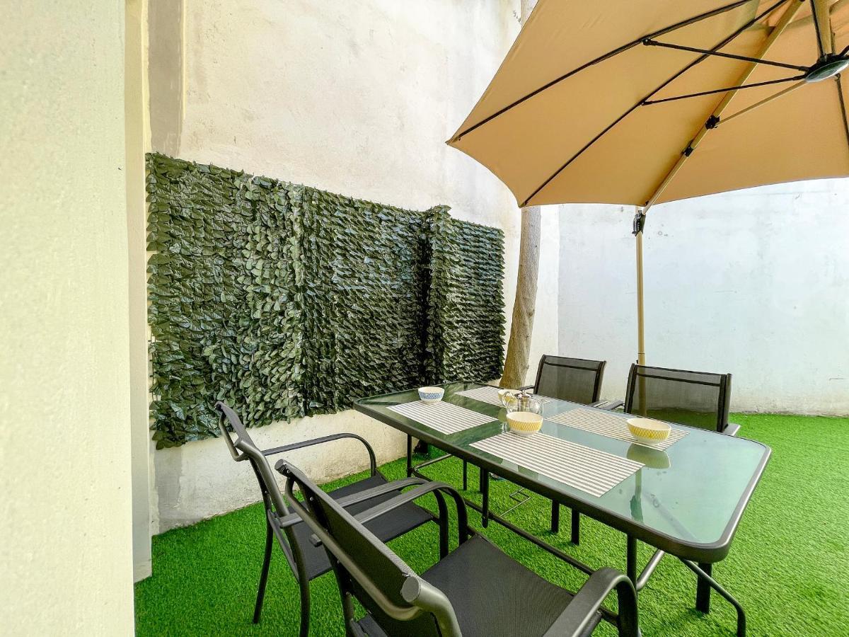 Apartmán Soho Modern 55Sqm Studio With Secret Garden Atény Exteriér fotografie