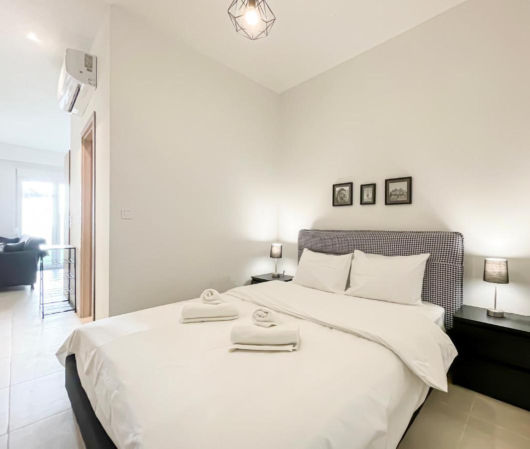 Apartmán Soho Modern 55Sqm Studio With Secret Garden Atény Exteriér fotografie