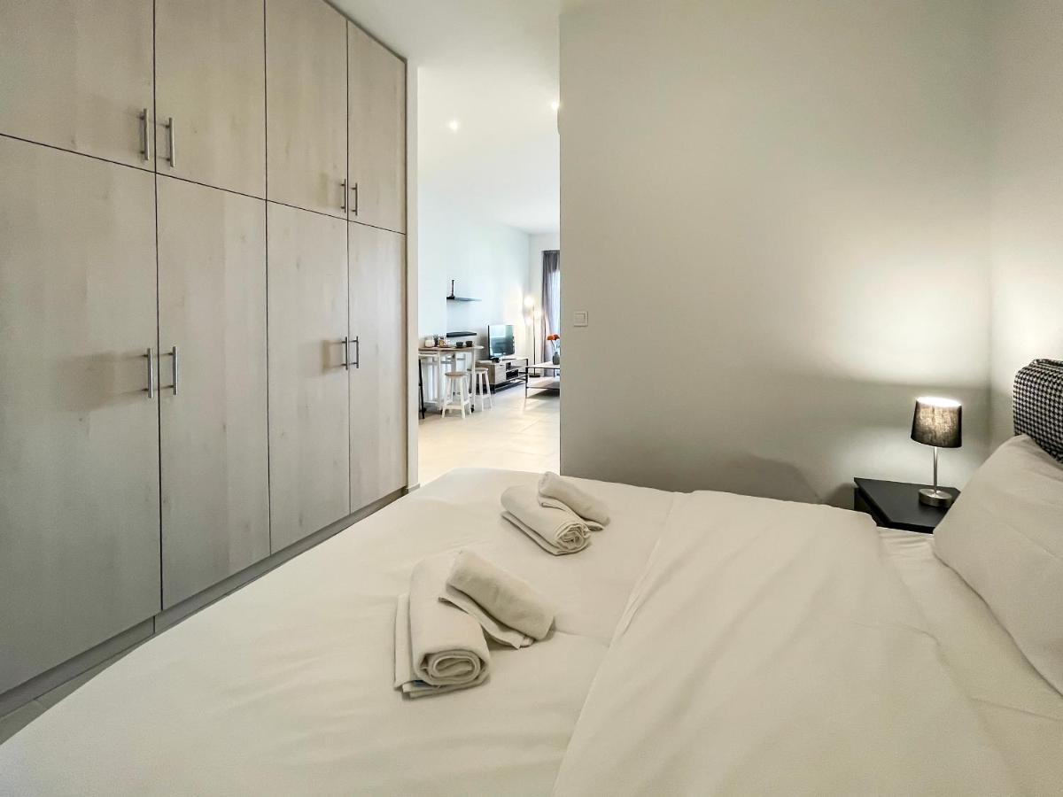 Apartmán Soho Modern 55Sqm Studio With Secret Garden Atény Exteriér fotografie